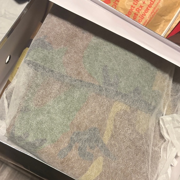 Camouflage Over the Knee Boots - Picture 3 of 7